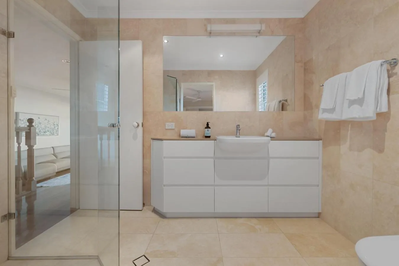 Modern Family Home In Brisbanes Trendiest Suburb Ferienhaus Brisbane