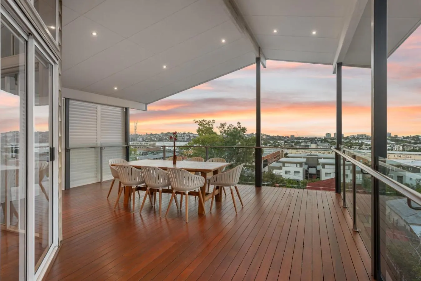 Modern Family Home In Brisbanes Trendiest Suburb Brisbane